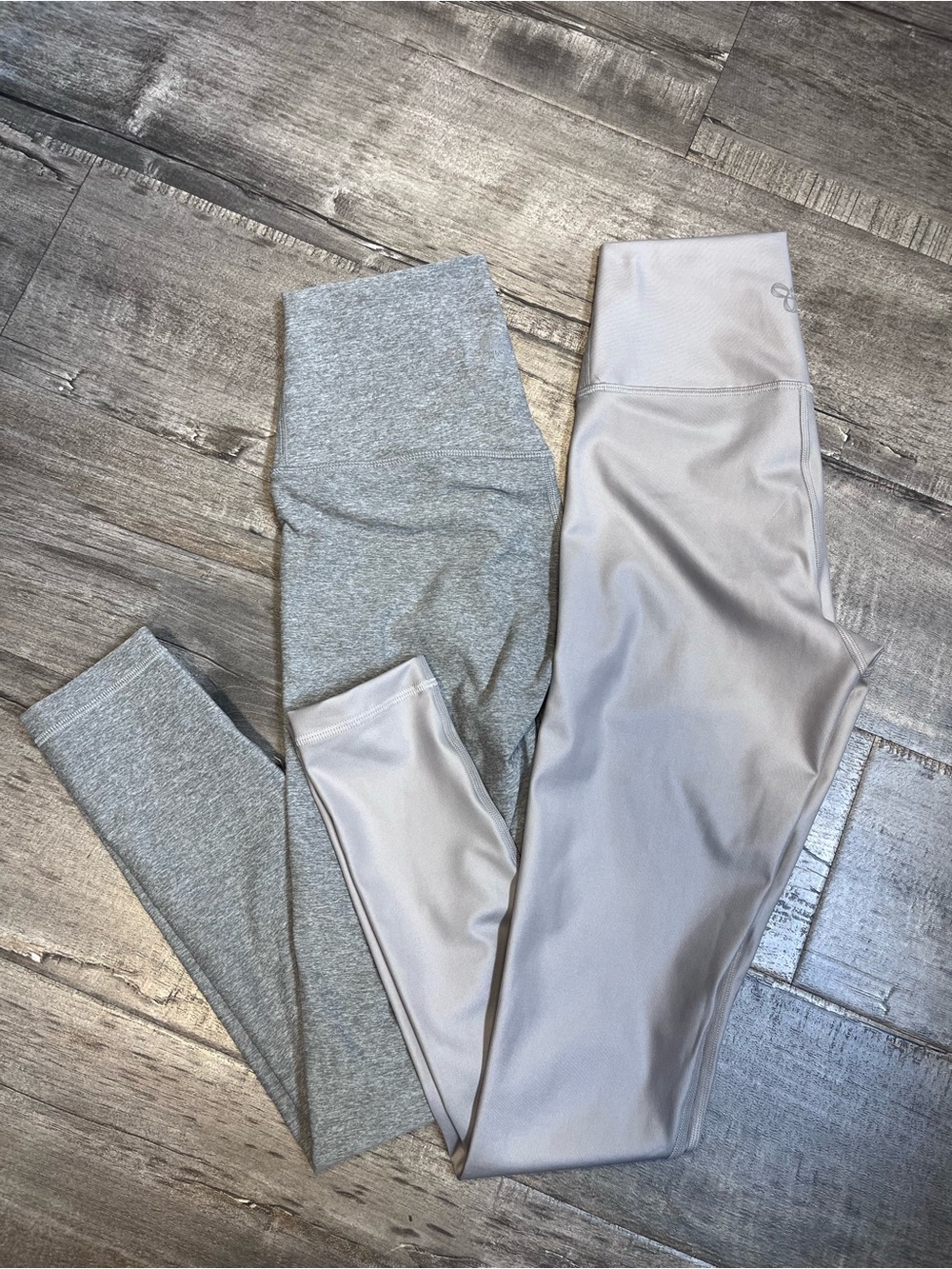 TNA Women's Dual Gray Leggings Set - Heather & Light Gray